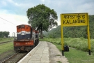 Train to Patalpani 104 - Train 52964 ex-Khandwa arrives at Kalakund from the east